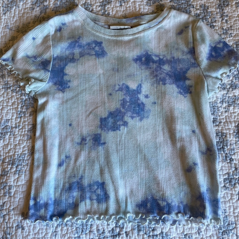 So tie dye shirt